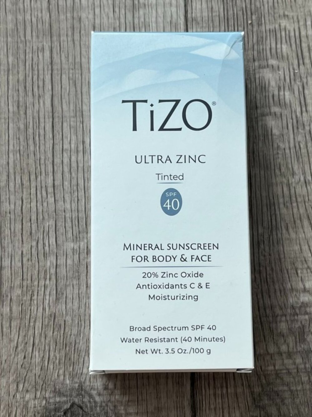 TiZO Ultra Zinc Tinted SPF40